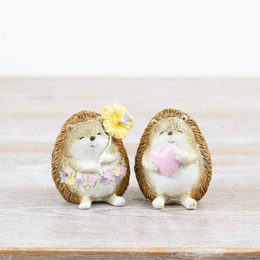 Hedgehog Pair Resin Ornaments 7cm